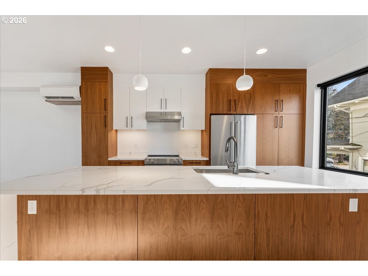 2268 Southeast Division Street Portland, OR 97202 - Photo 28 of 48