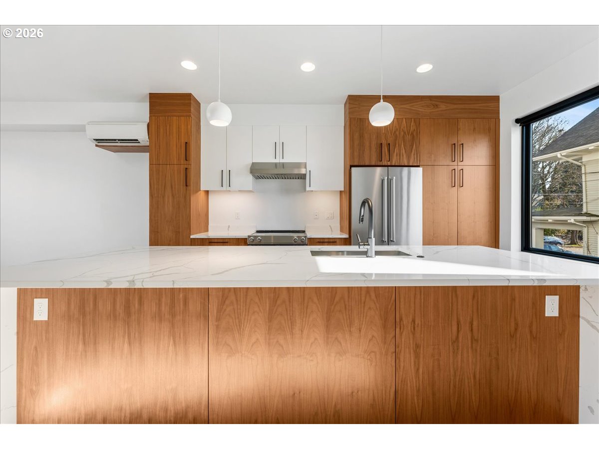 2268 Southeast Division Street Portland, OR 97202 - Photo 38 of 48