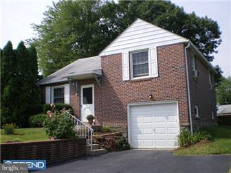 12 North Malin Road Broomall, PA 19008 - Photo 10 of 12 Exterior Front