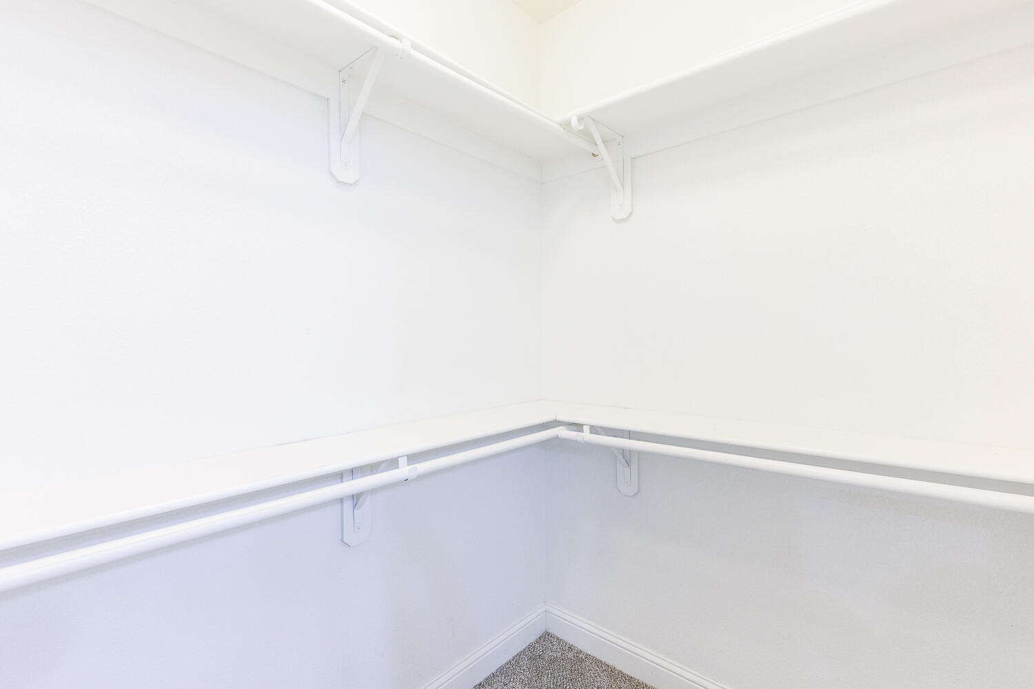 7605 86th Street Lubbock, TX 79424 - Photo 29 of 49 Primary Closet