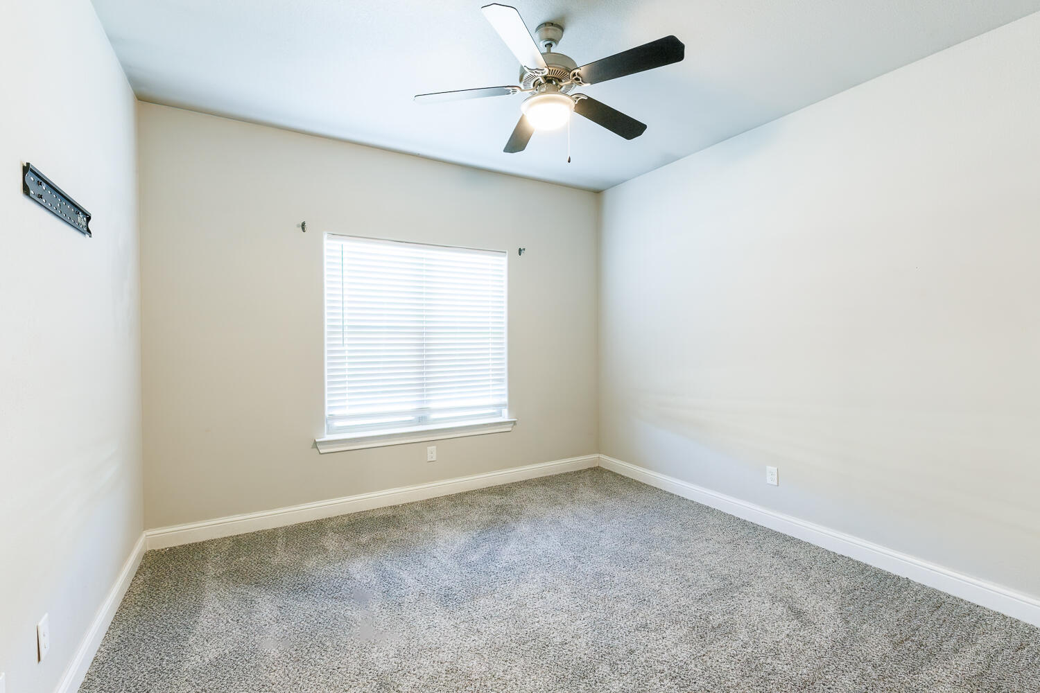 7605 86th Street Lubbock, TX 79424 - Photo 37 of 49 Third Bedroom