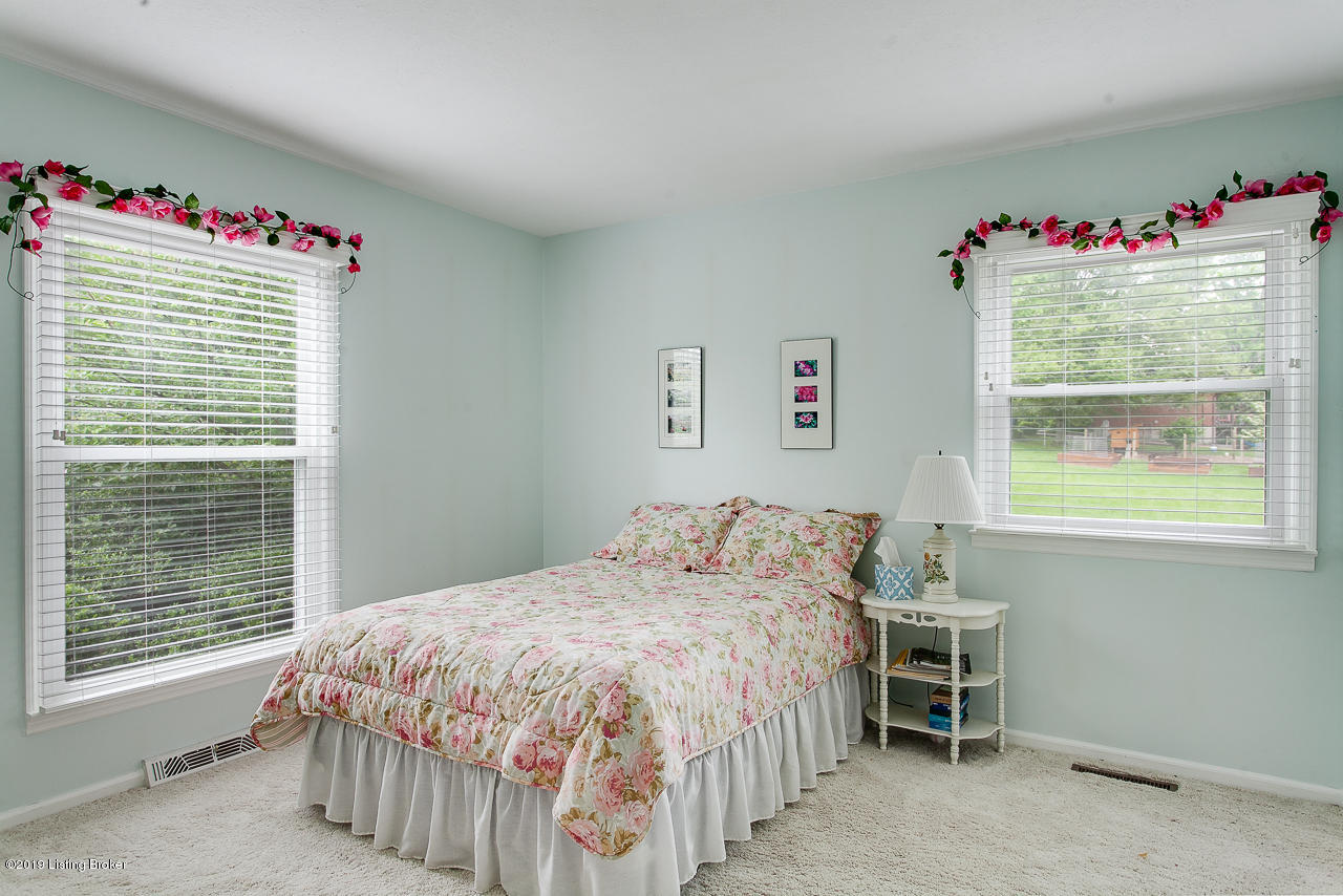 7309 Lark Road Crestwood, KY 40014 - Photo 11 of 25 11