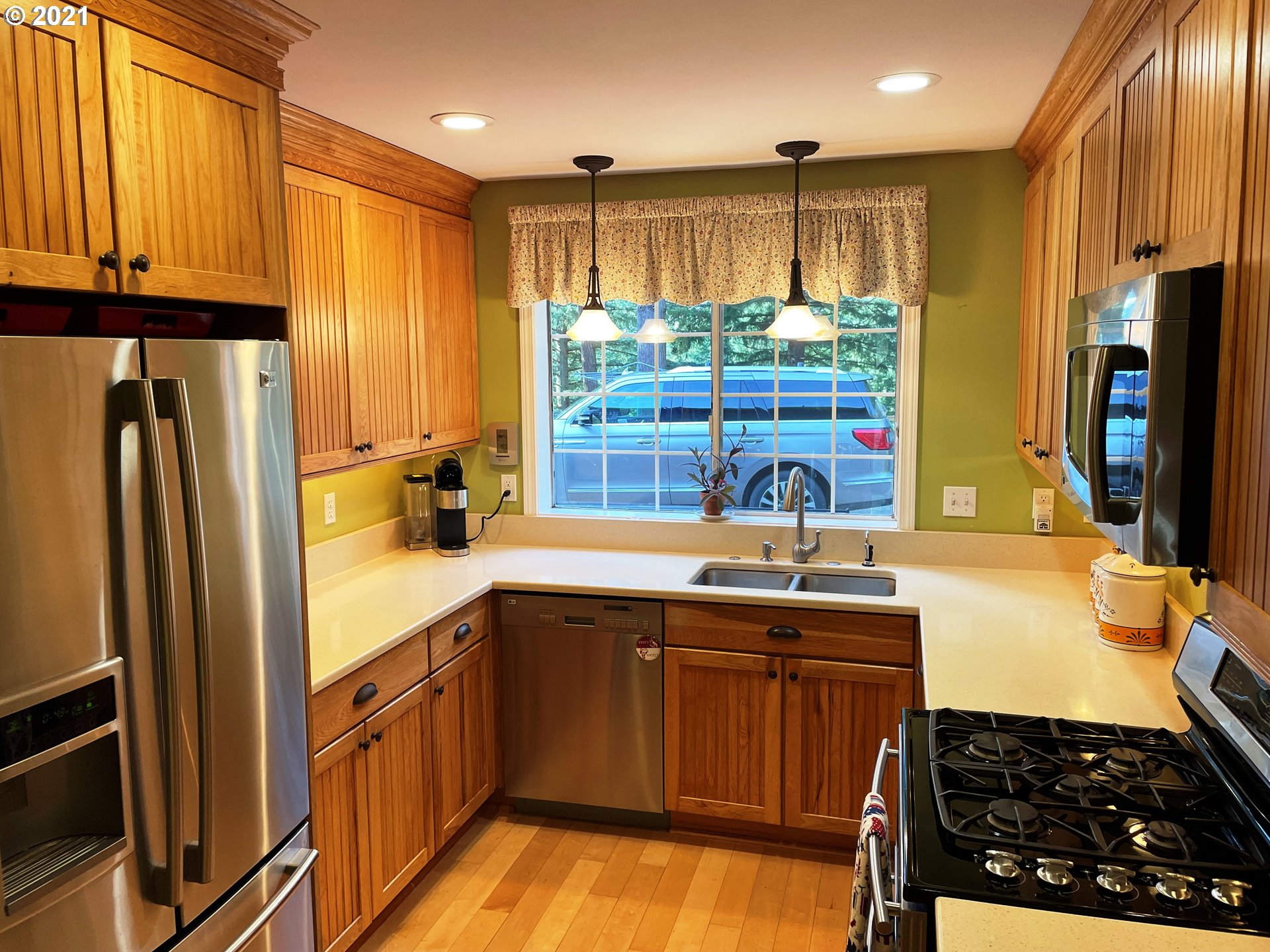 24521 South Newkirchner Road Oregon City, OR 97045 - Photo 6 of 24 Gallery Image 6