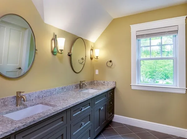 $1,925,000 | 37 Cottage Circle, Unit 37, Dedham, MA 02026