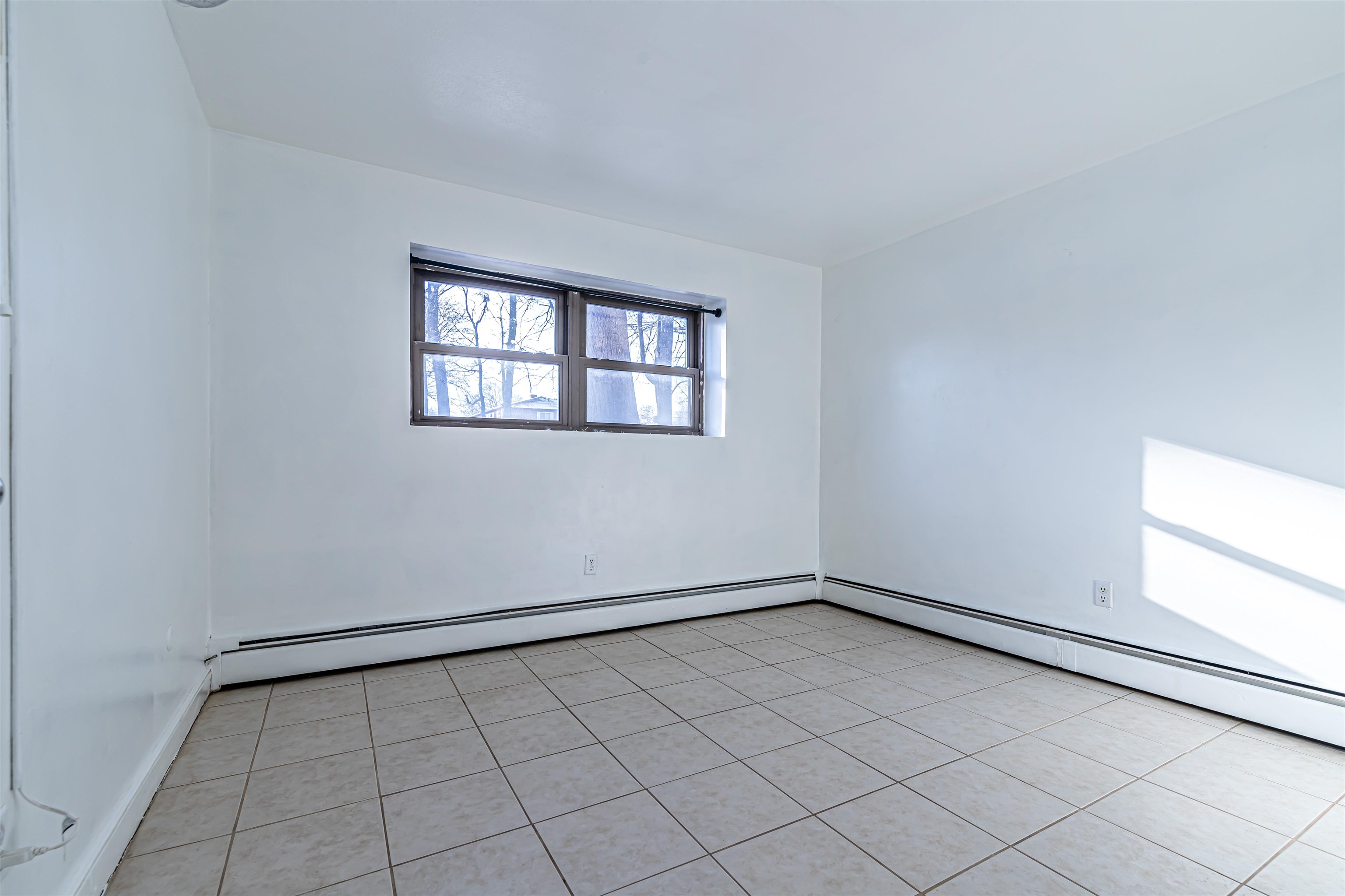 4 Brook Road, Unit 3 Salem, NH 03079 - Photo 16 of 31 Gallery Image 16