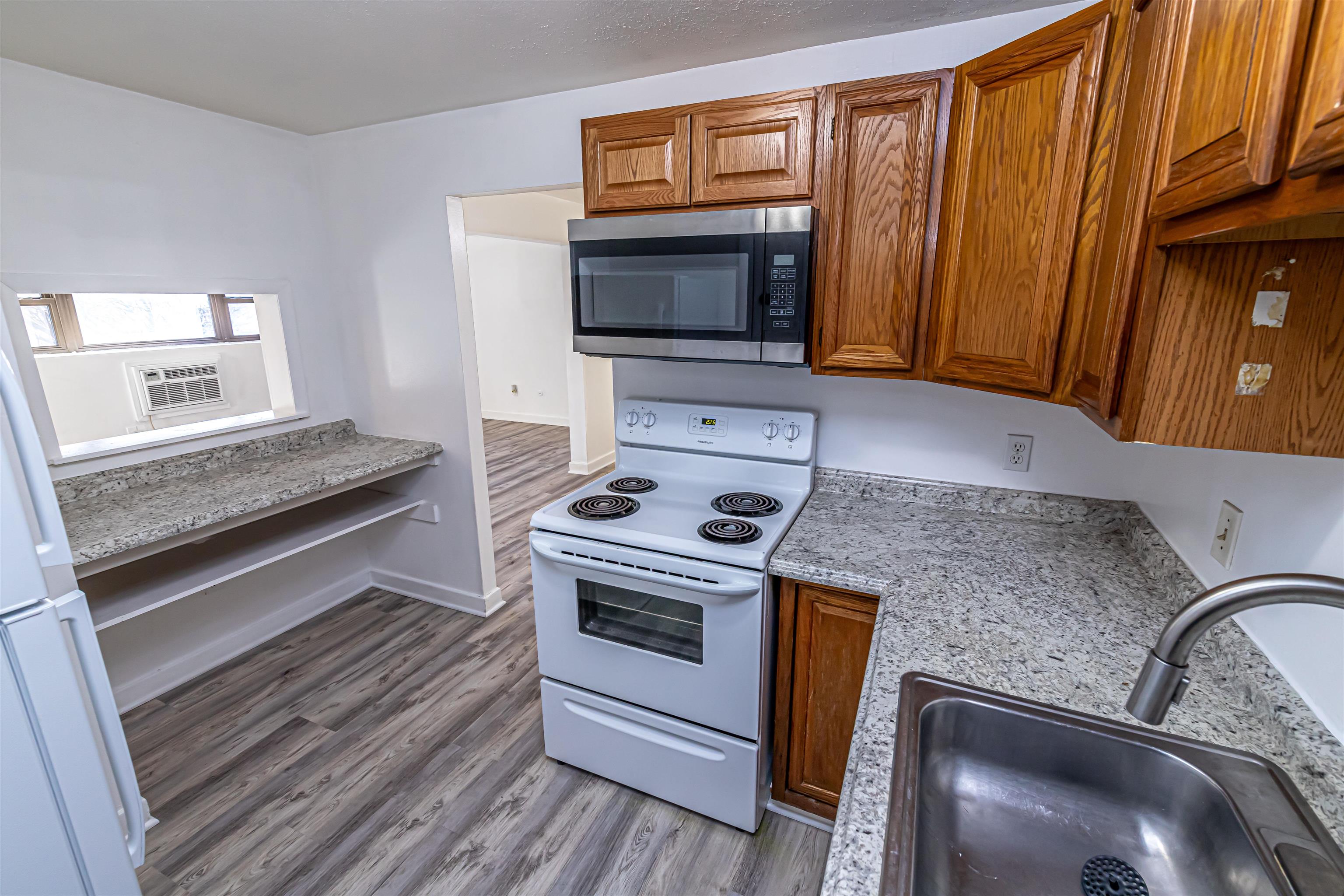 4 Brook Road, Unit 3 Salem, NH 03079 - Photo 6 of 31 Gallery Image 6