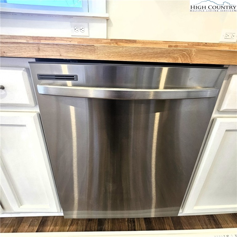 254 Green Street Boone, NC 28607 - Photo 10 of 48 a close view of washer and dryer