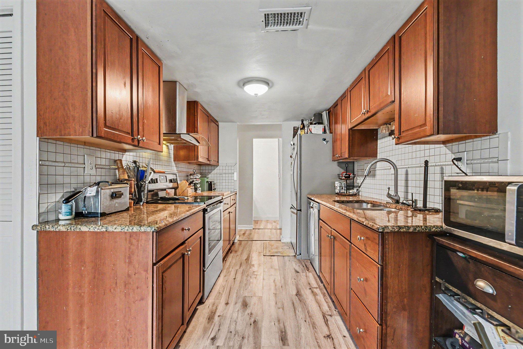 2303 Ionoff Road Harrisburg, PA 17110 - Photo 7 of 29