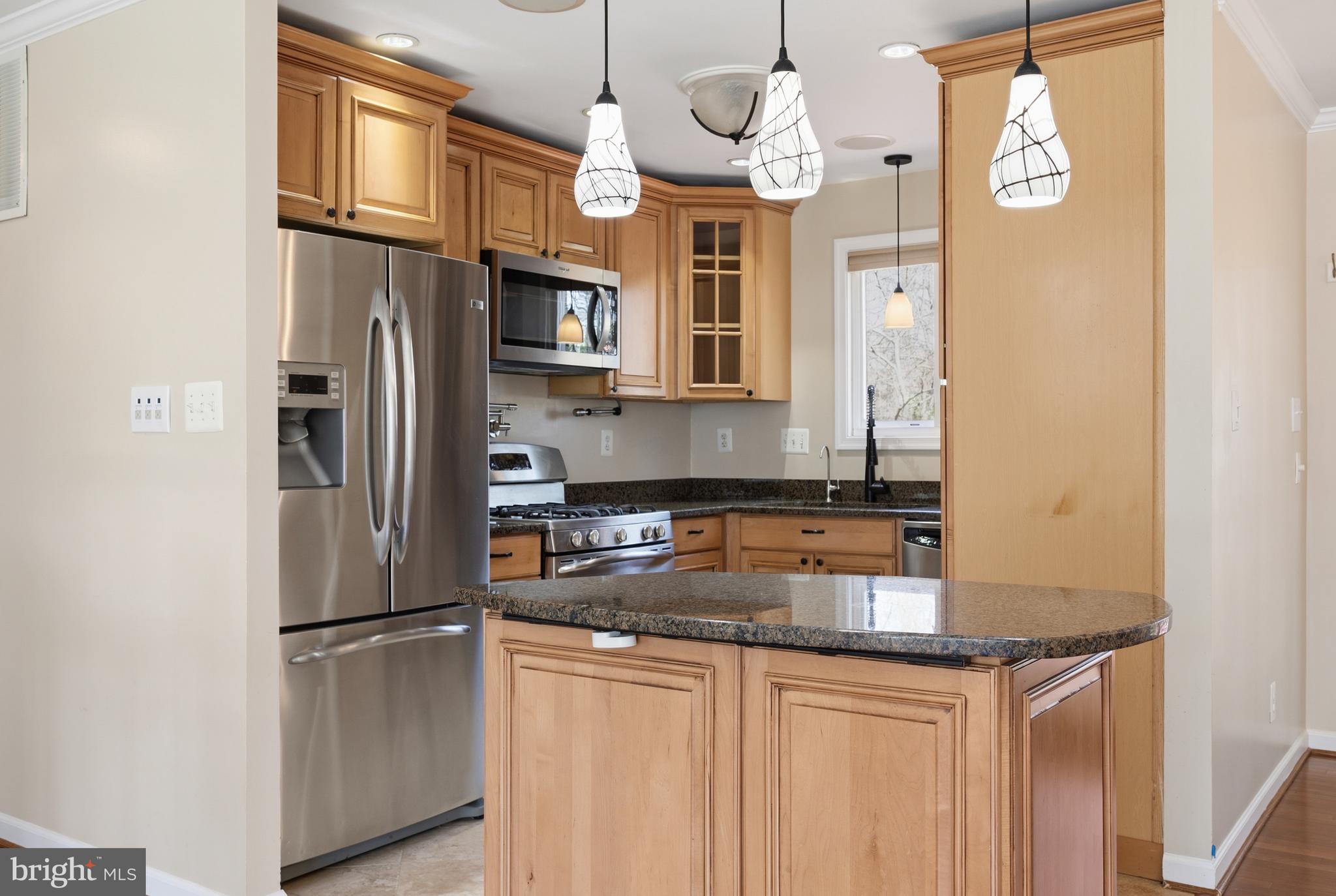 124 Woodland Road Gaithersburg, MD 20877 - Photo 14 of 79 Gallery Image 14