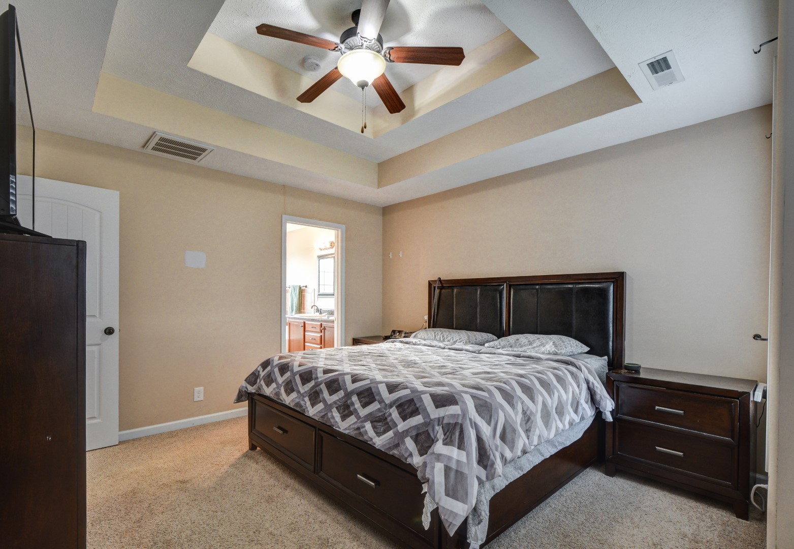 1960 Patton Road Clarksville, TN 37042 - Photo 17 of 43 Gallery Image 17