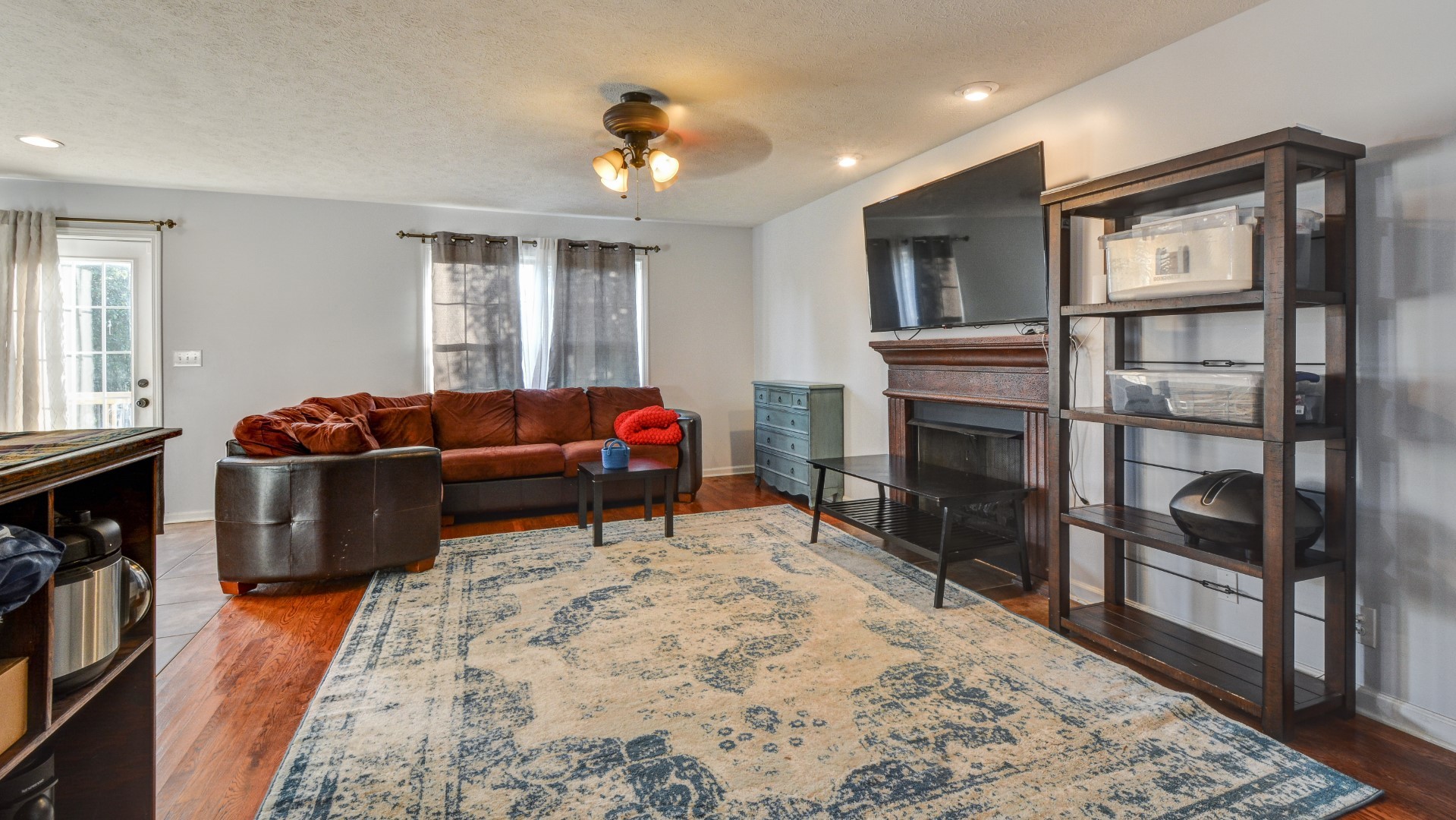 1960 Patton Road Clarksville, TN 37042 - Photo 3 of 43 Gallery Image 3