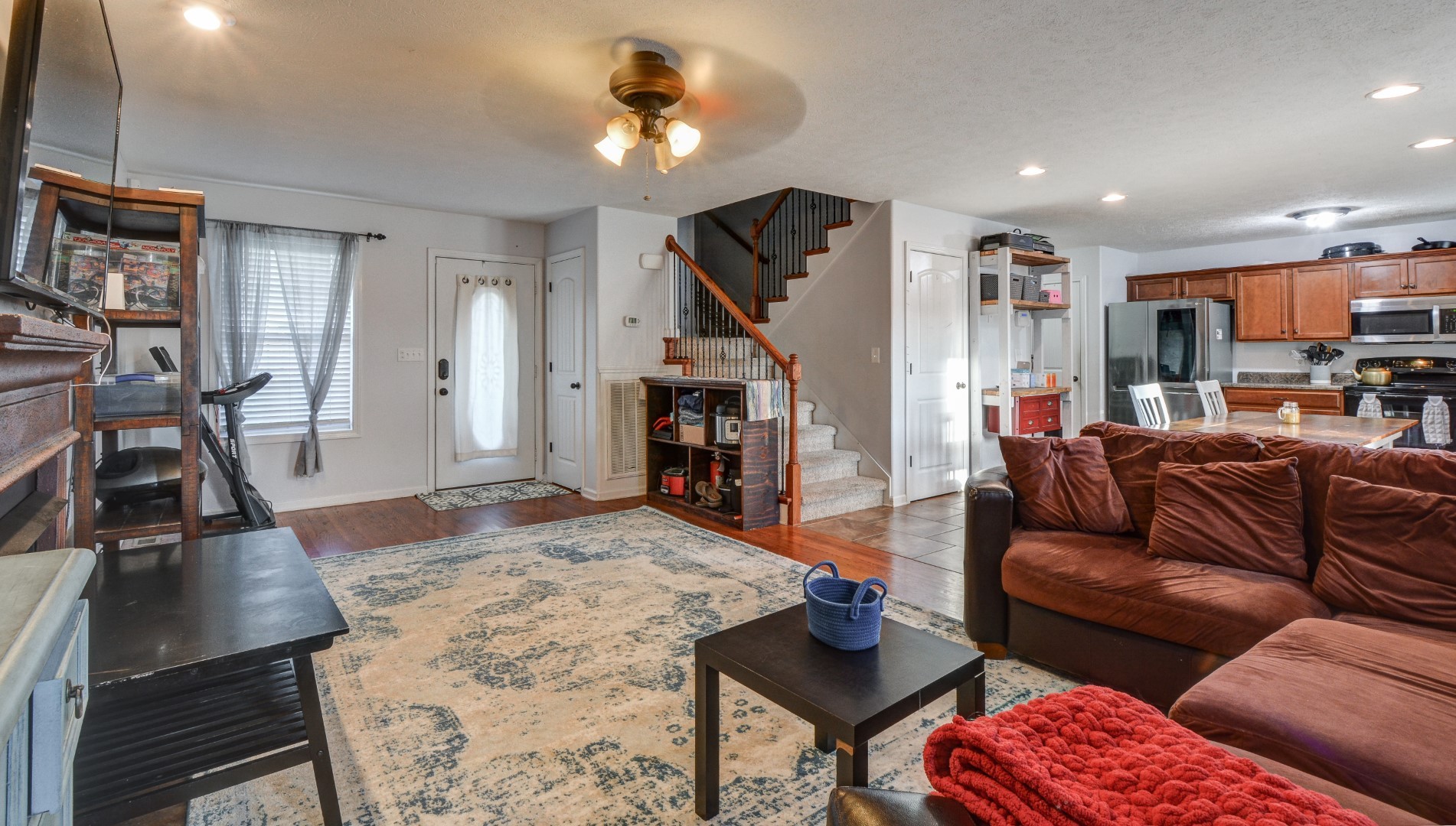 1960 Patton Road Clarksville, TN 37042 - Photo 4 of 43 Gallery Image 4