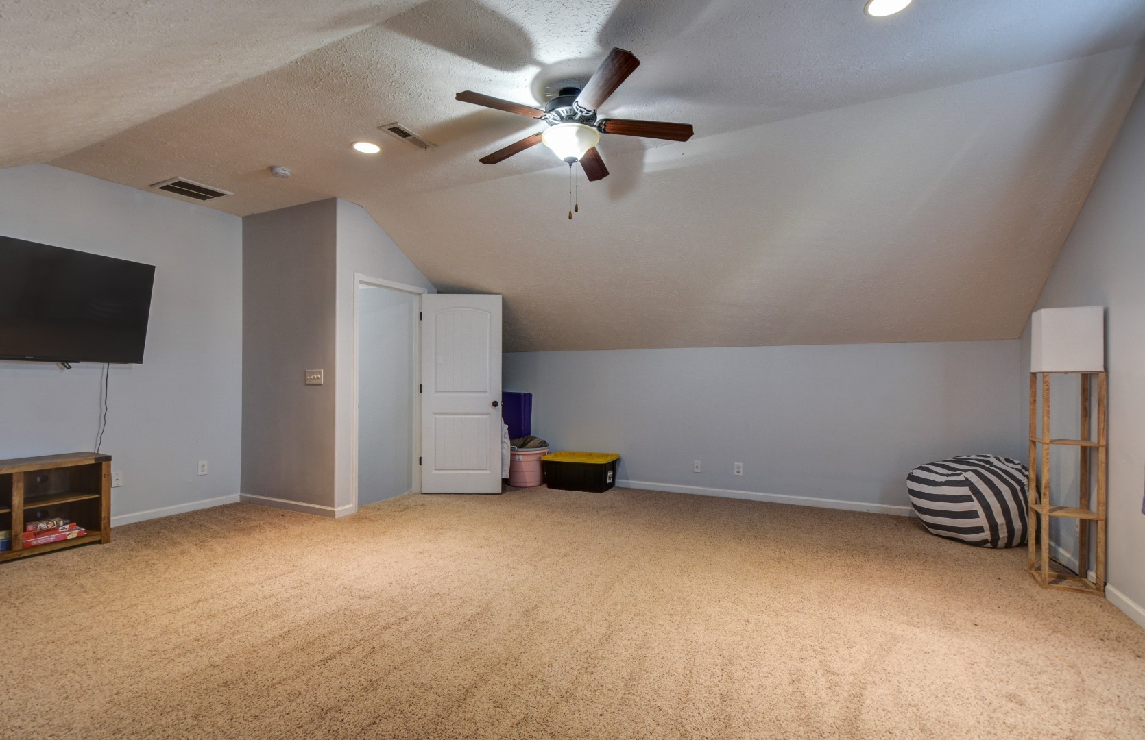 1960 Patton Road Clarksville, TN 37042 - Photo 33 of 43 Gallery Image 33
