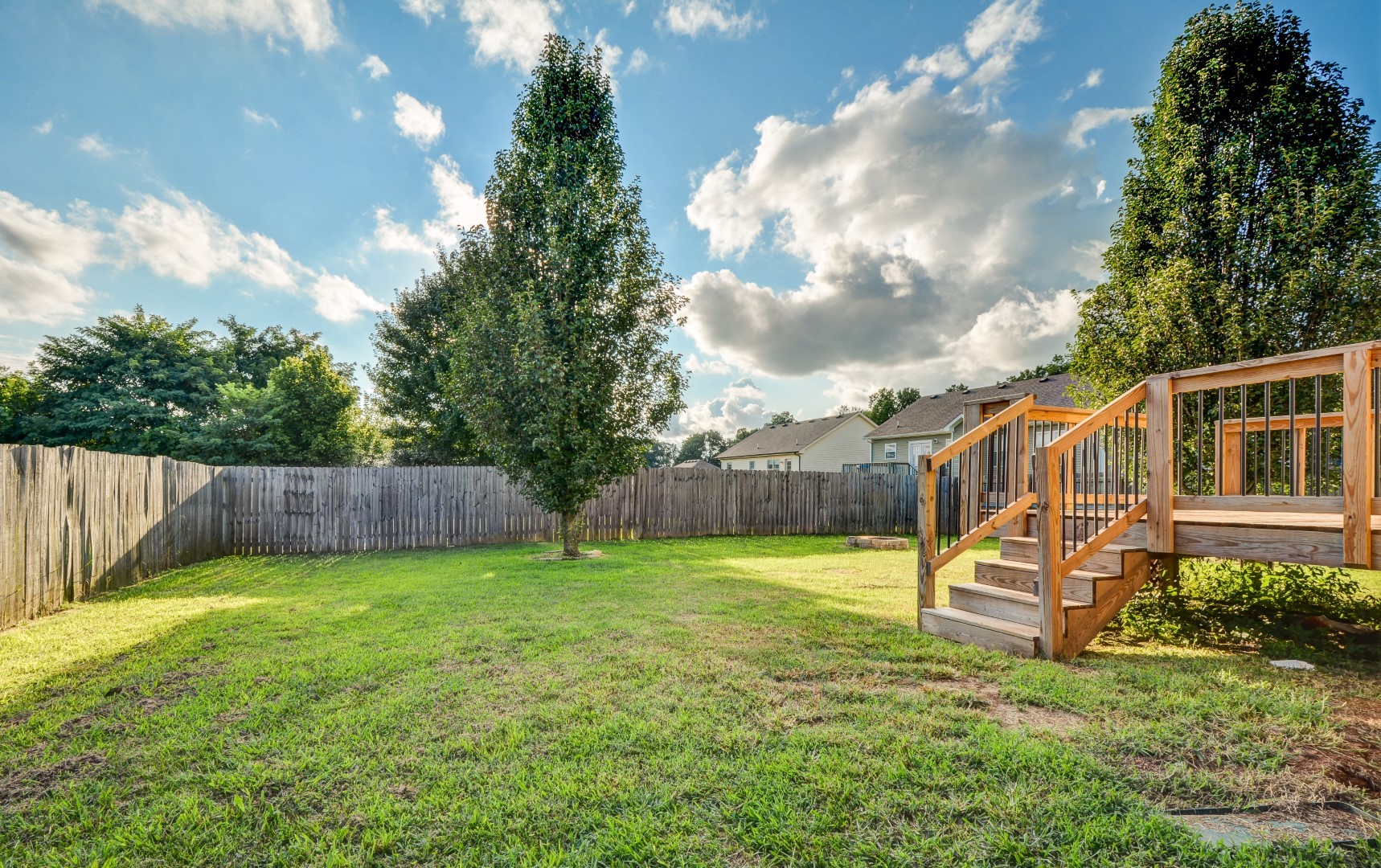 1960 Patton Road Clarksville, TN 37042 - Photo 38 of 43 Gallery Image 38