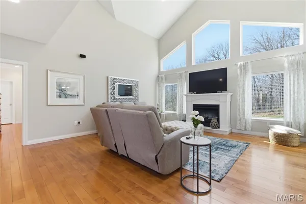 $799,000 | 251 Lake Forest Drive, Troy, MO 63379