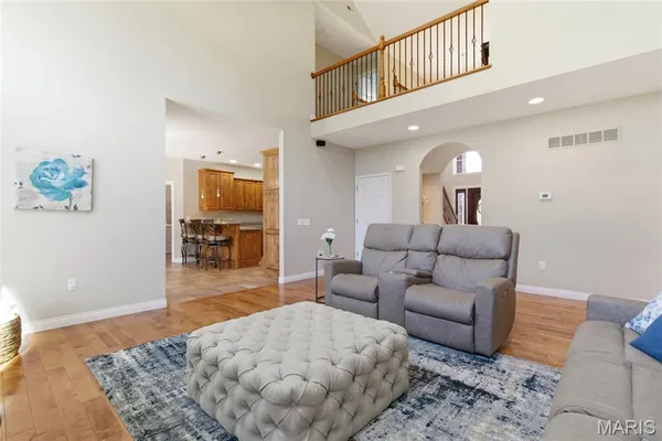 $799,000 | 251 Lake Forest Drive, Troy, MO 63379