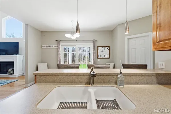 $799,000 | 251 Lake Forest Drive, Troy, MO 63379