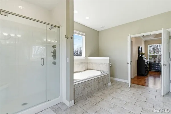 $799,000 | 251 Lake Forest Drive, Troy, MO 63379