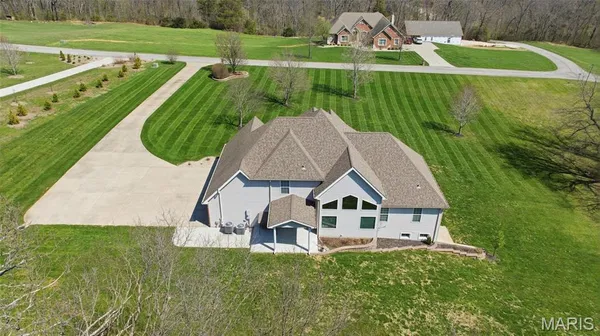 $799,000 | 251 Lake Forest Drive, Troy, MO 63379