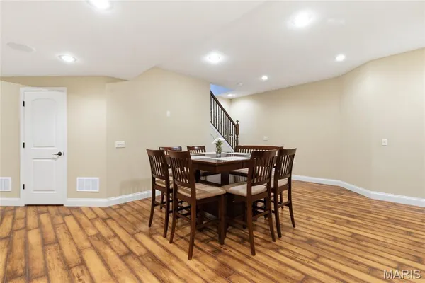 $799,000 | 251 Lake Forest Drive, Troy, MO 63379