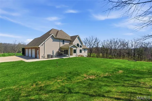 $799,000 | 251 Lake Forest Drive, Troy, MO 63379