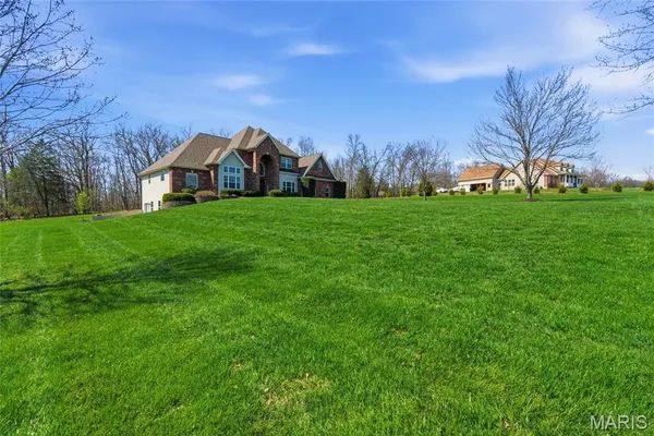 $799,000 | 251 Lake Forest Drive, Troy, MO 63379