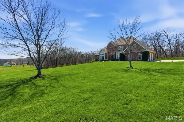 $799,000 | 251 Lake Forest Drive, Troy, MO 63379