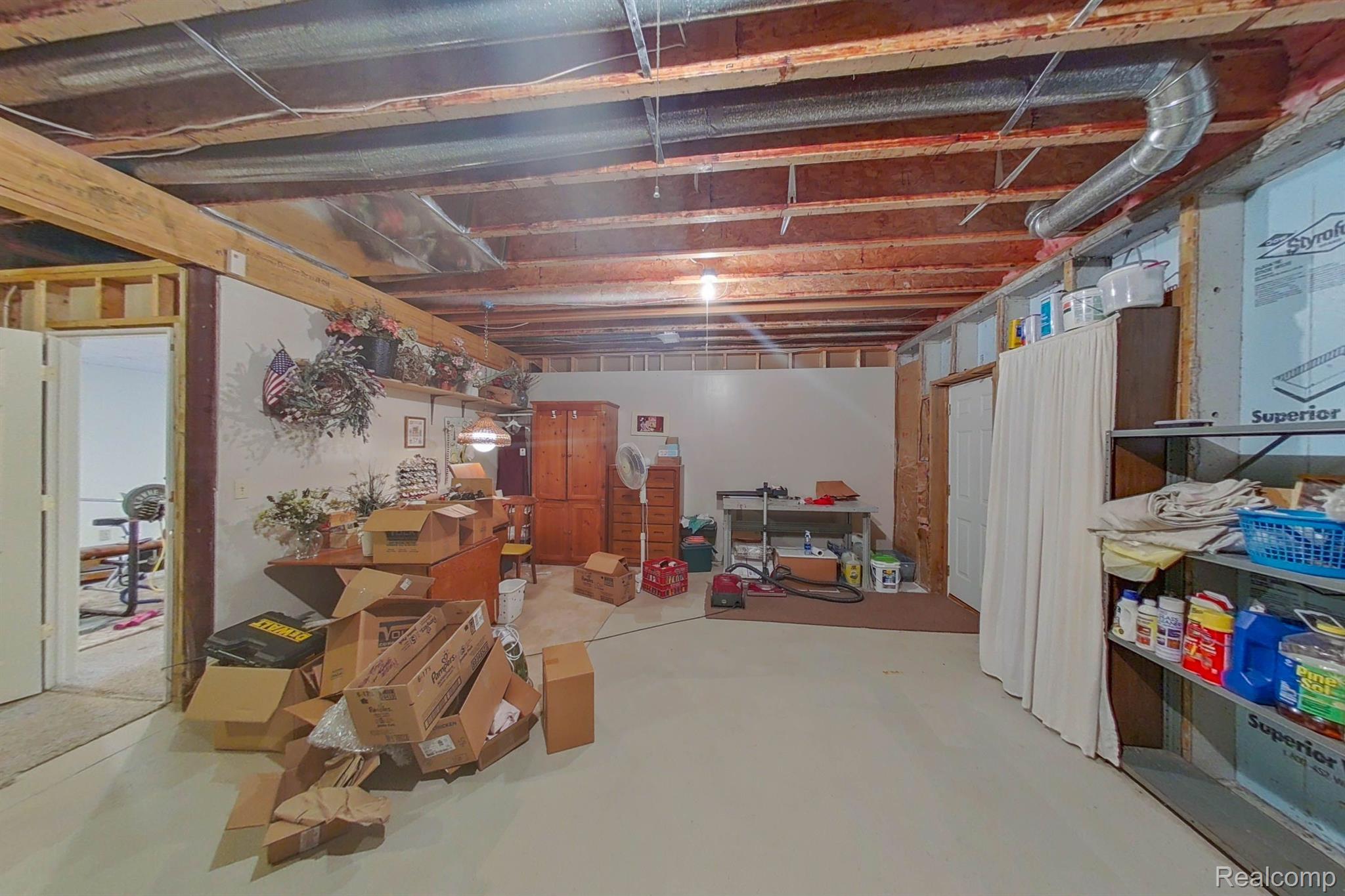 9345 Foley Crossing Fenton, MI 48430 - Photo 33 of 58 Gallery Image 33
