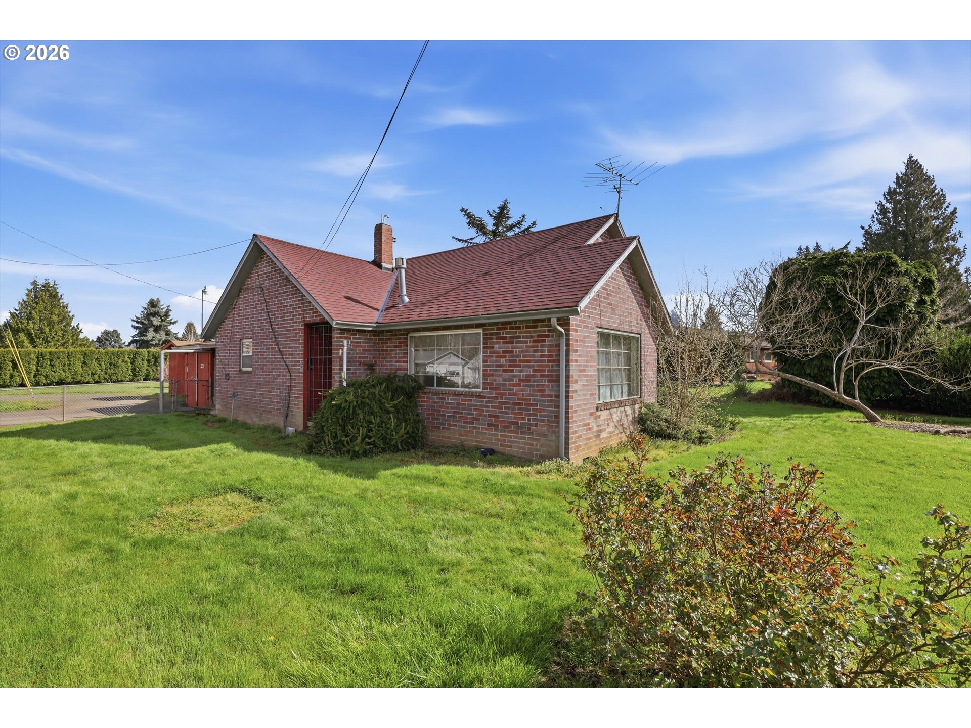 8140 Southeast Pleasant Home Road Gresham, OR 97080 - Photo 6 of 47