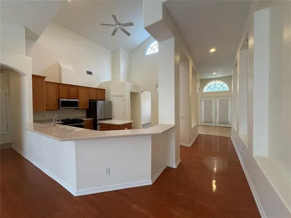$3,200 | 8132 Brinegar Circle, Tampa, FL 33647