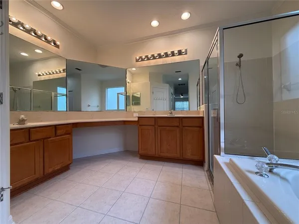 $3,200 | 8132 Brinegar Circle, Tampa, FL 33647