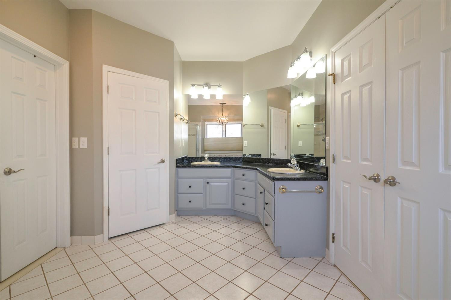 8455 South Ridge Drive Howell, MI 48843 - Photo 36 of 62 Photo 36