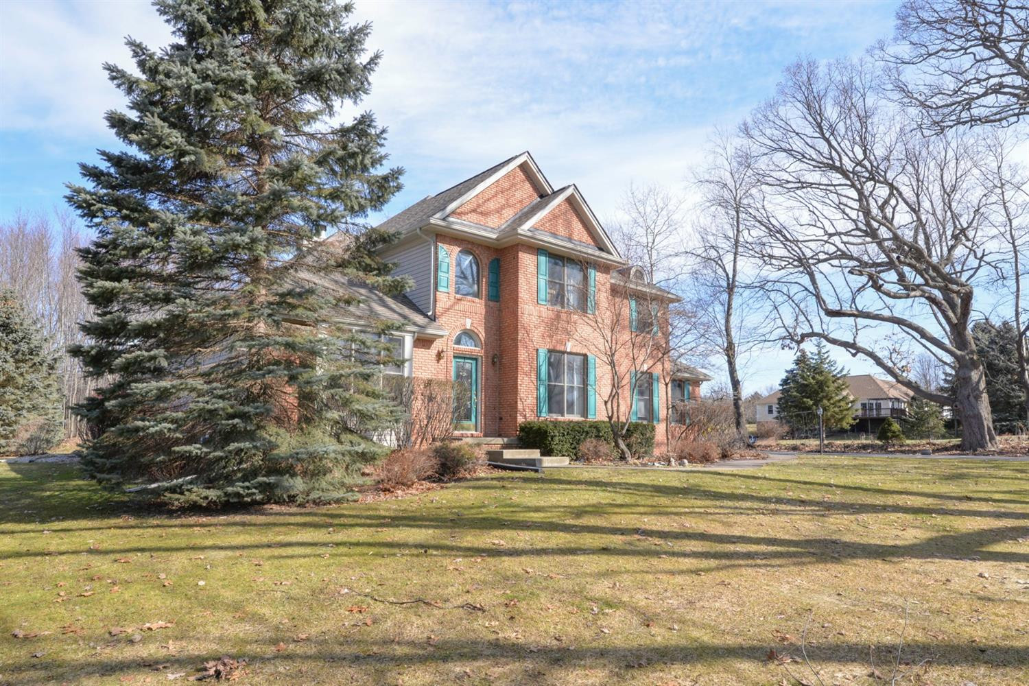 8455 South Ridge Drive Howell, MI 48843 - Photo 4 of 62 Photo 4