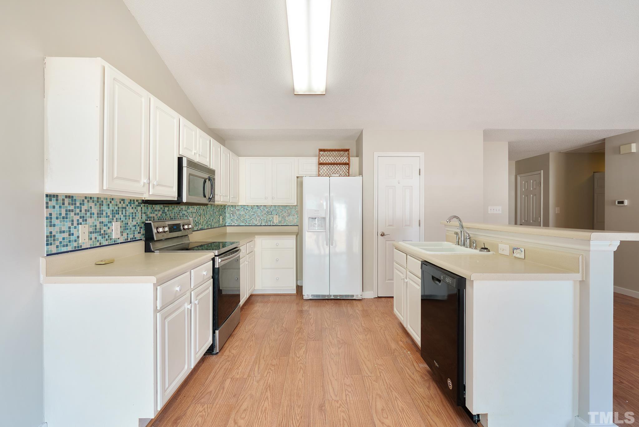 4512 Bekonscot Avenue Raleigh, NC 27604 - Photo 14 of 26 Gallery Image 14