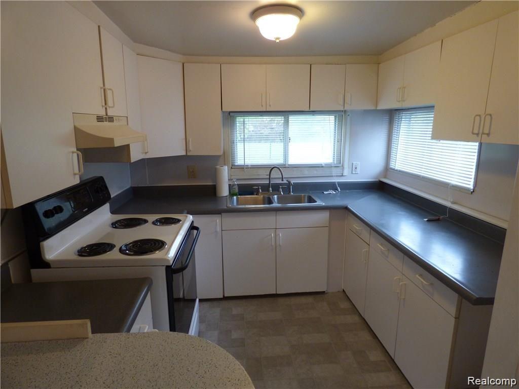 43083 Mound Road Sterling Heights, MI 48314 - Photo 12 of 15