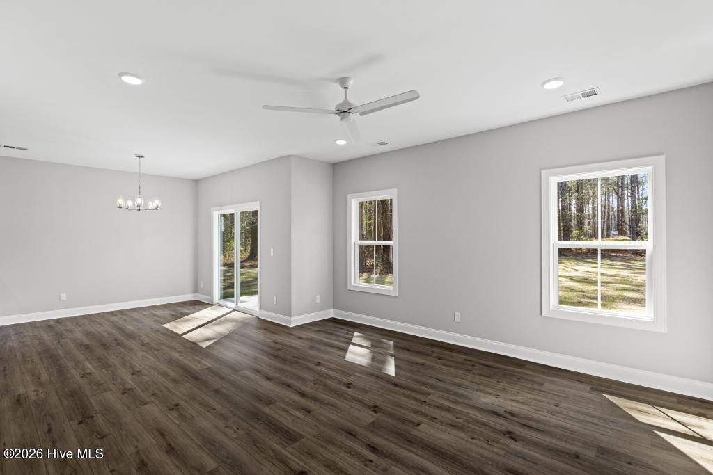 2080 Page Road Burgaw, NC 28425 - Photo 5 of 39 425A8219