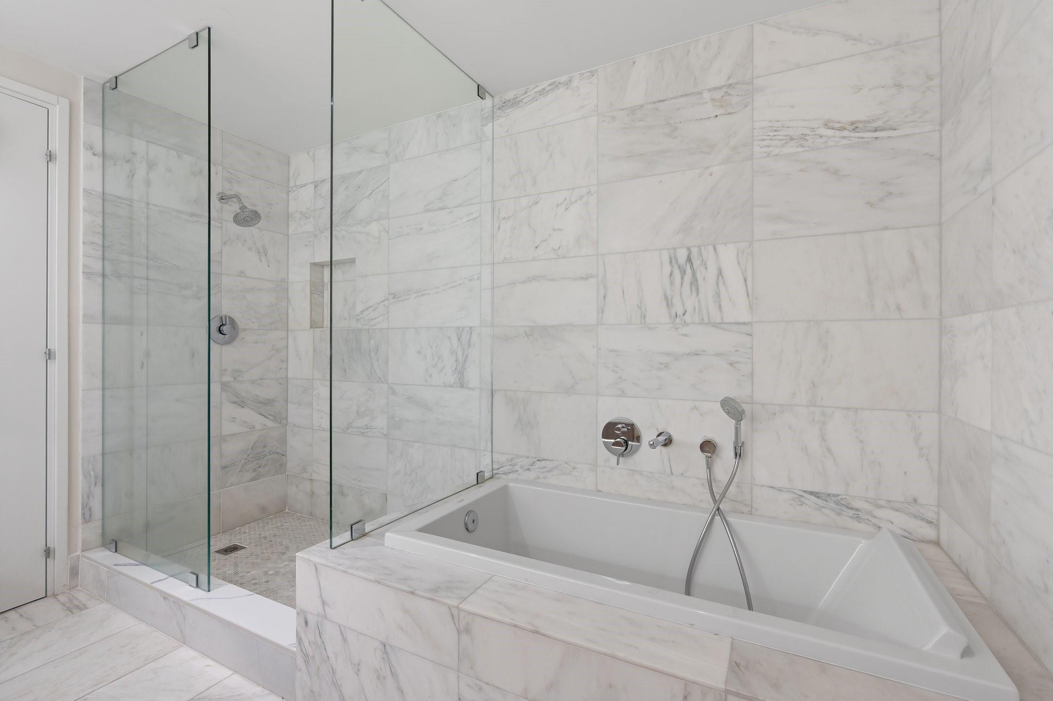 401 North Birch Road, Unit 1102 Fort Lauderdale, FL 33304 - Photo 22 of 31 Photo 22