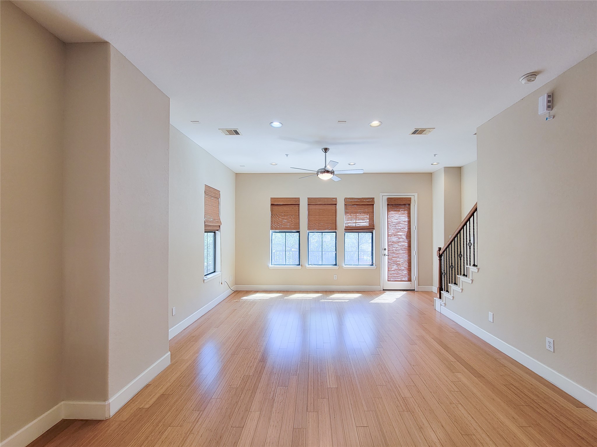 2904 Chenevert Street, Unit F Houston, TX 77004 - Photo 14 of 50