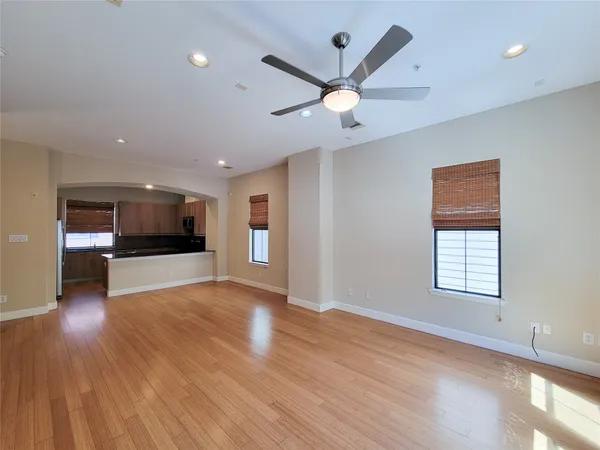 $2,495 | 2904 Chenevert Street, Unit F, Houston, TX 77004
