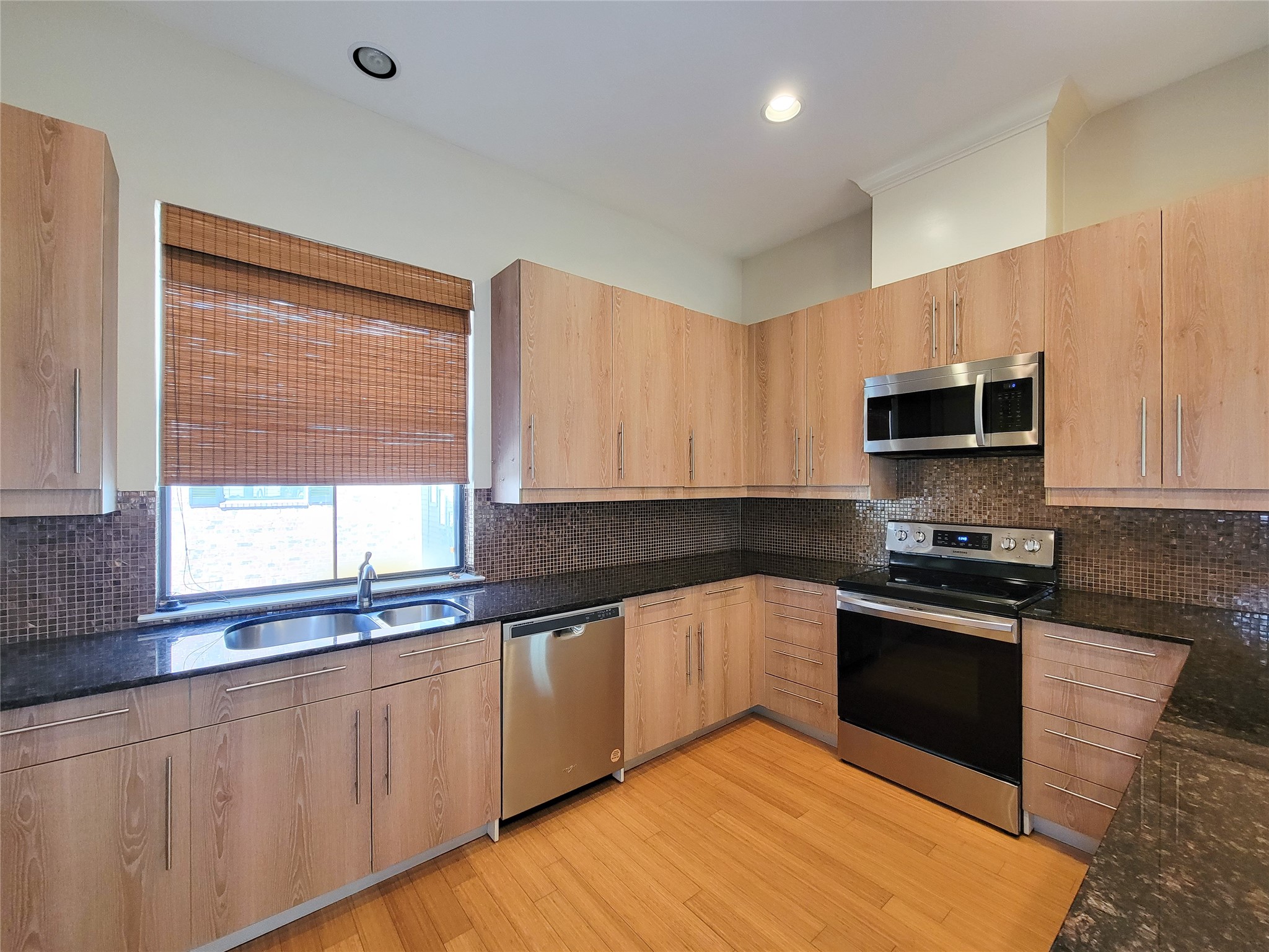 2904 Chenevert Street, Unit F Houston, TX 77004 - Photo 25 of 50