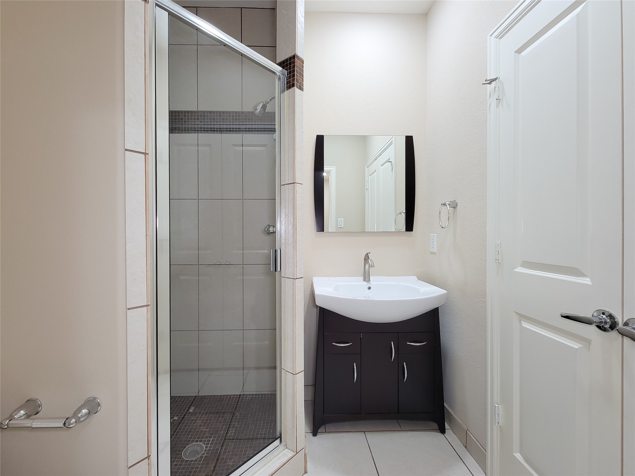 2904 Chenevert Street, Unit F Houston, TX 77004 - Photo 42 of 50