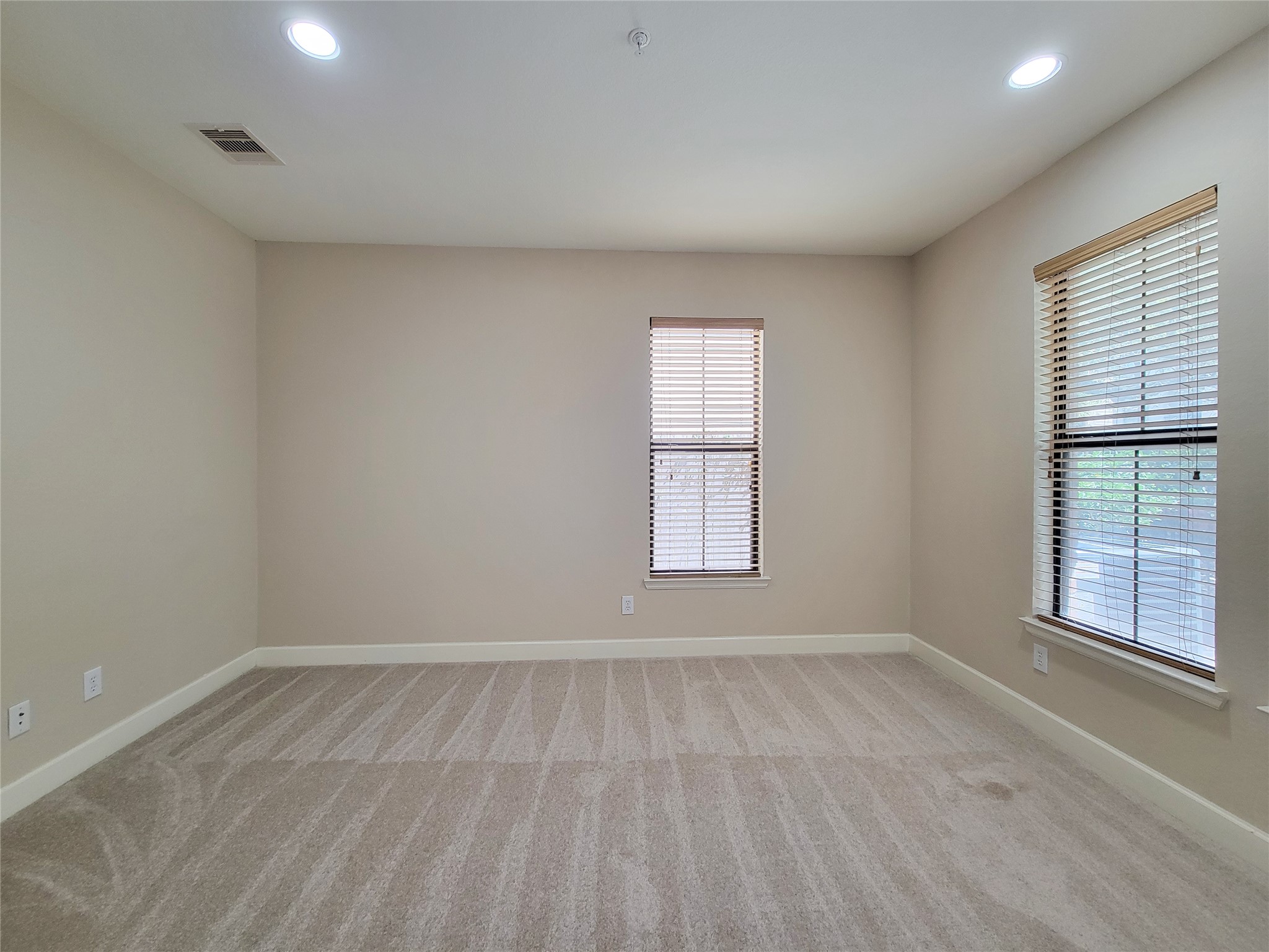 2904 Chenevert Street, Unit F Houston, TX 77004 - Photo 6 of 50