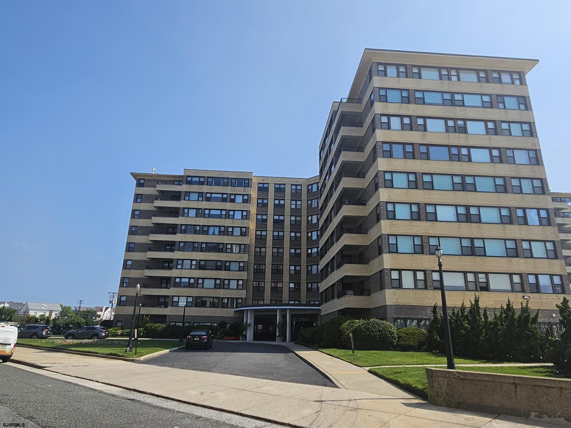 101 South Raleigh Avenue, Unit 734 Atlantic City, NJ 08401 - Photo 29 of 32 a front view of a building