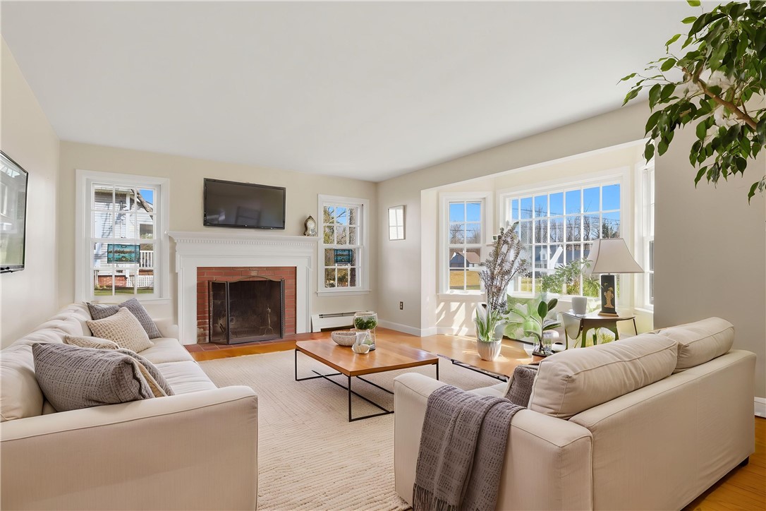 94 Abbott Run Valley Road Cumberland, RI 02864 - Photo 13 of 39 Living room virtually staged