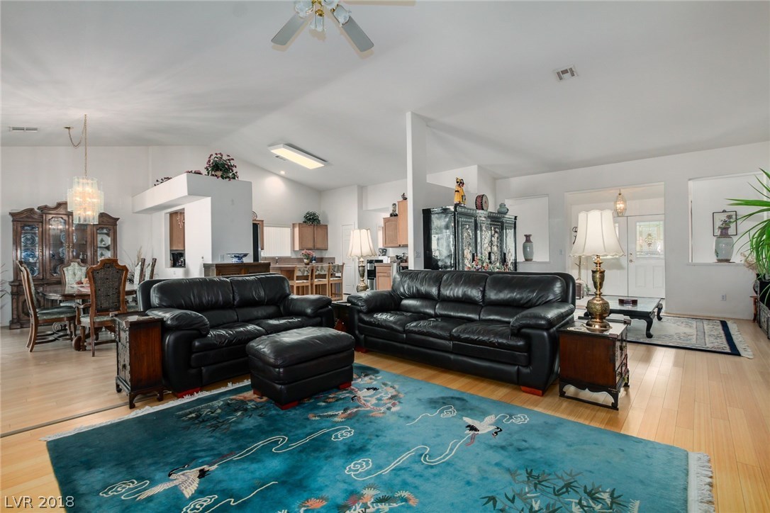 5329 Rim View Lane Las Vegas, NV 89130 - Photo 11 of 35 Gallery Image 11