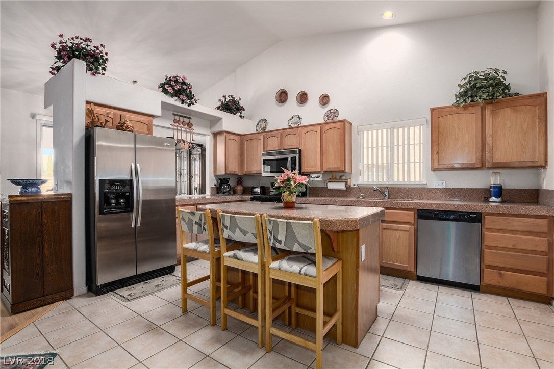 5329 Rim View Lane Las Vegas, NV 89130 - Photo 14 of 35 Gallery Image 14