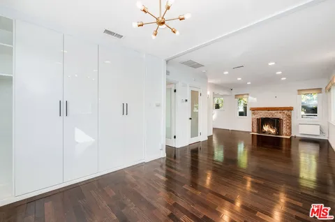 $4,495 | 7722 Clinton Street, Los Angeles, CA 90036