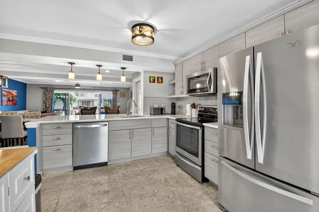 $5,500 | 732 Rider Road, Boynton Beach, FL 33435