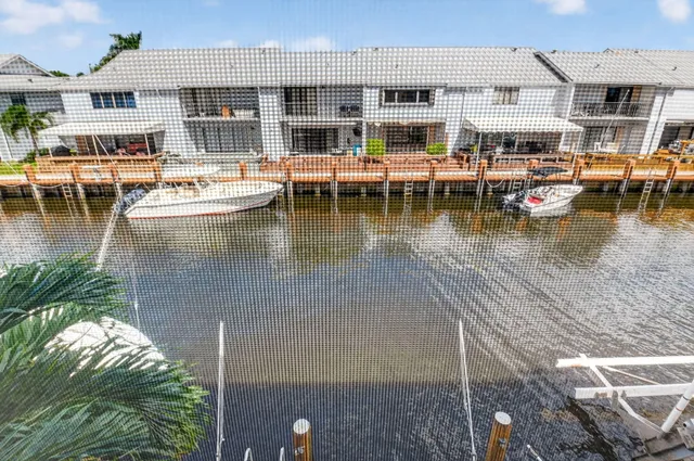 $5,500 | 732 Rider Road, Boynton Beach, FL 33435