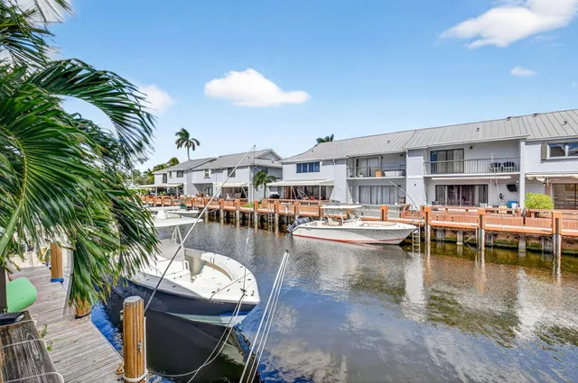 $5,500 | 732 Rider Road, Boynton Beach, FL 33435